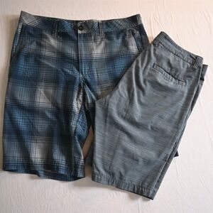 Lot 2‎ Travis Mathew 32x10.5" Blue Check Flat Front Peformance Golf Mens Shorts